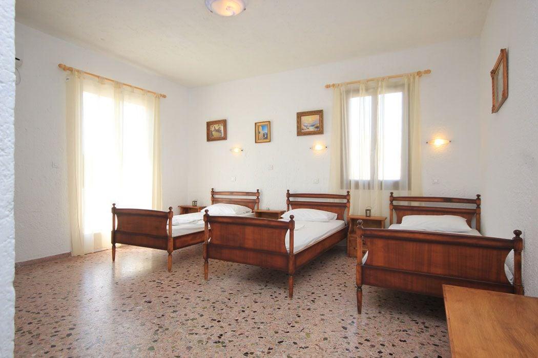 Santa Irini 2* Perissa (Santorini)