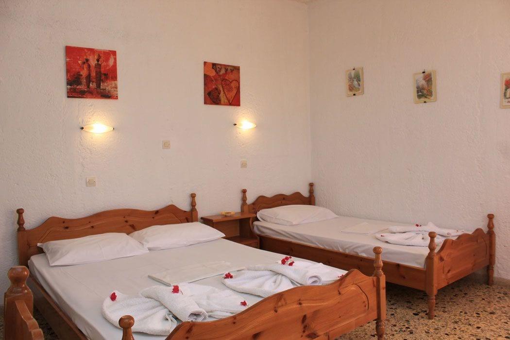 Hotel Santa Irini