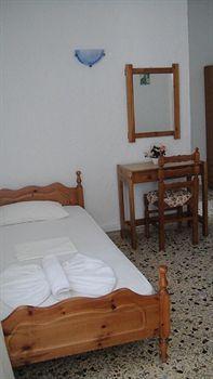 Santa Irini 2* Perissa (Santorini)