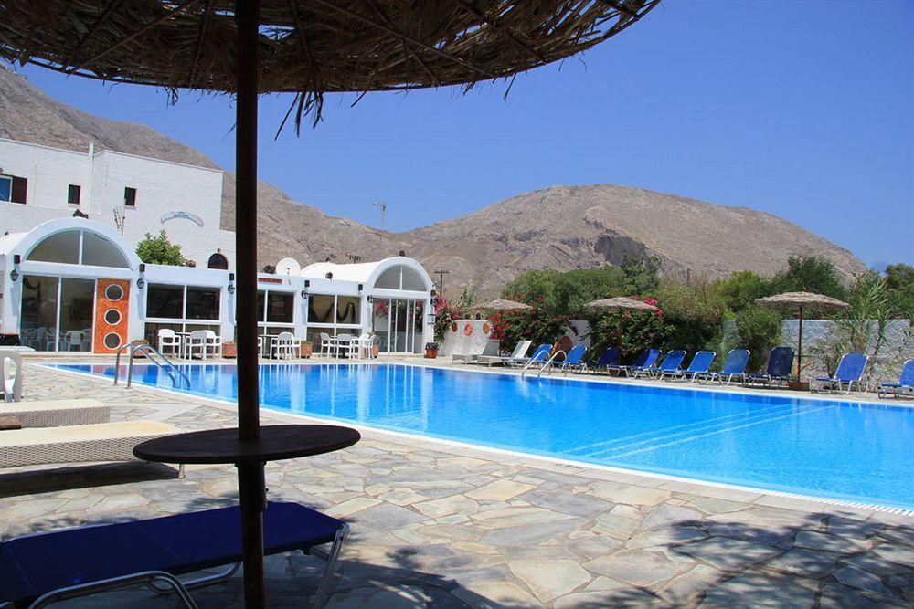 Santa Irini Hotel